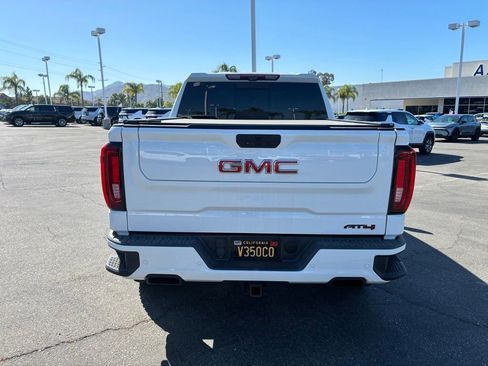 Used 2021 GMC Sierra 1500 AT4 w/ AT4 Value Package AWD/4WD image 7
