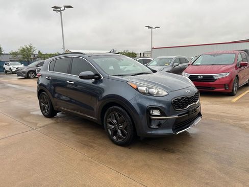 Used 2020 Kia Sportage S w/ S Sunroof Package FWD image 4
