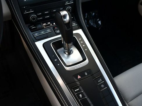 Used 2018 Porsche 718 Cayman RWD image 52
