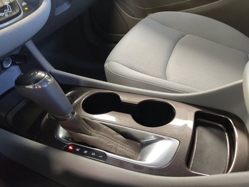 Used 2020 Chevrolet Malibu LS FWD image 26