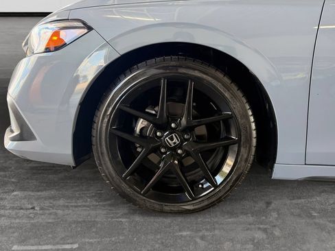 Used 2022 Honda Civic Sport image 9