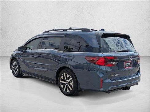Used 2025 Honda Odyssey EX-L image 8