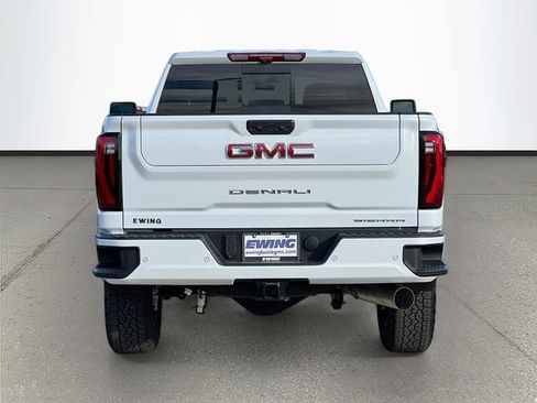 New 2026 GMC Sierra 2500 Denali w/ Denali Reserve Package image 5