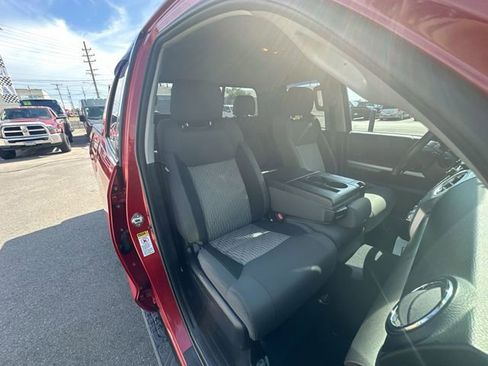 Used 2015 Toyota Tundra SR5 AWD/4WD image 25