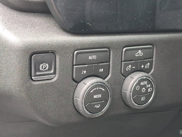 Certified 2026 Chevrolet Silverado 1500 RST w/ RST Select Package AWD/4WD image 25