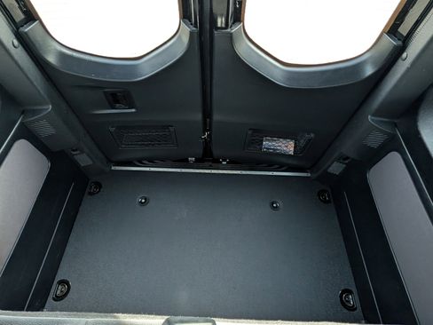 Used 2024 Mercedes-Benz Sprinter 2500 image 25