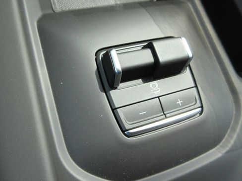 New 2026 GMC Sierra 2500 AT4X w/ AT4X AEV Edition AWD/4WD image 18