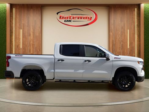 Used 2025 Chevrolet Silverado 1500 LT Trail Boss AWD/4WD image 4