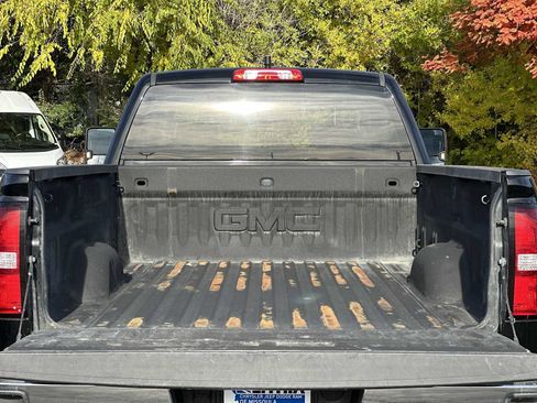 Used 2018 GMC Sierra 2500 SLT image 18