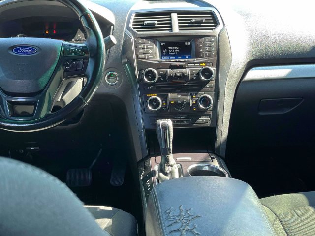 Used 2016 Ford Explorer XLT AWD/4WD image 15