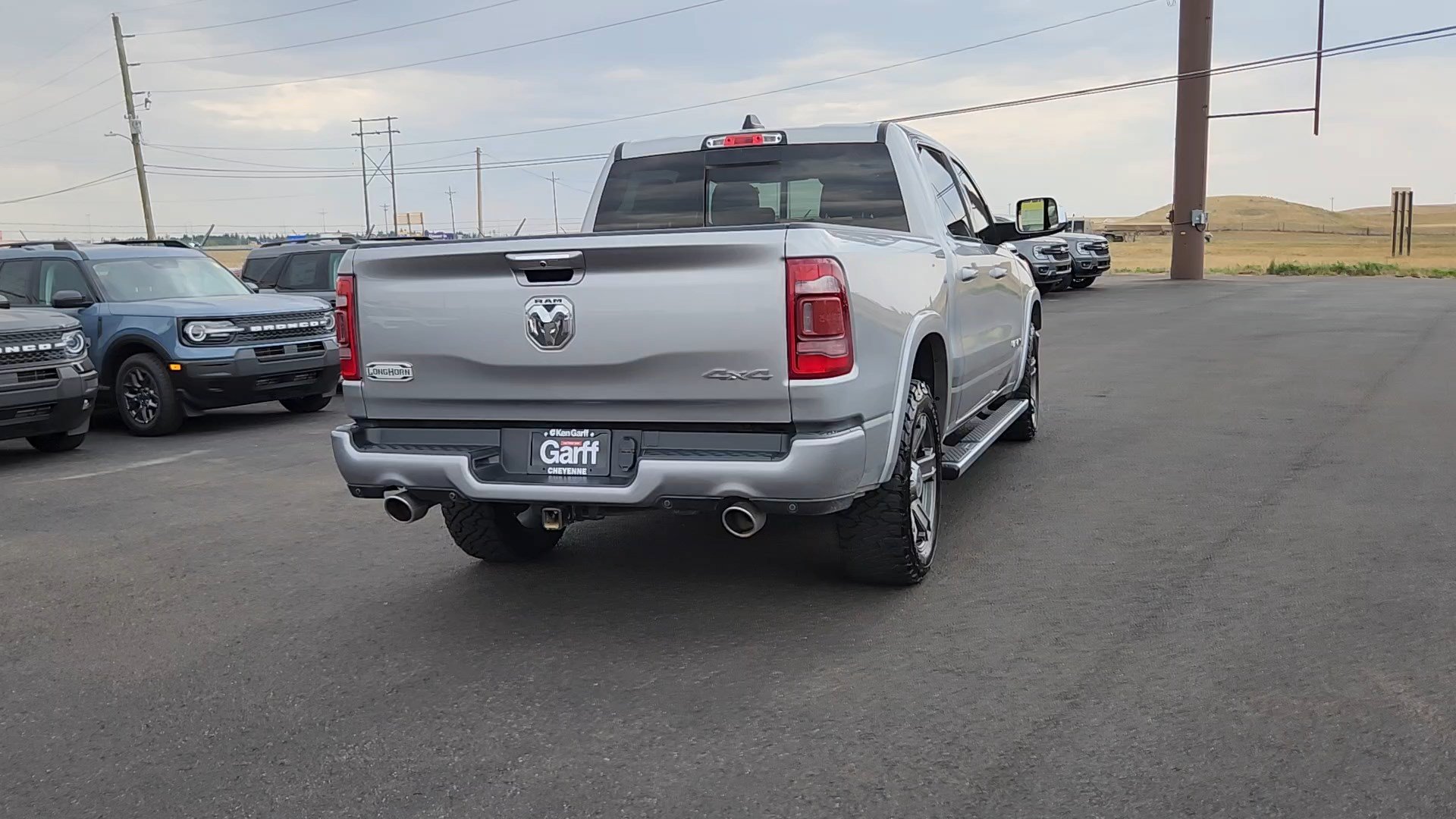 Used 2022 RAM 1500 Limited w/ Body Color Bumper Group AWD/4WD image 2