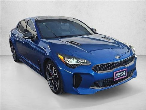 Used 2019 Kia Stinger GT2 image 7