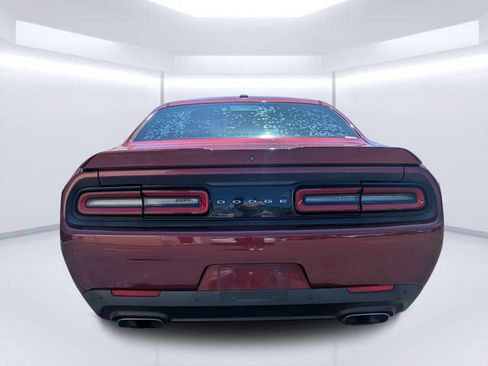 Used 2019 Dodge Challenger R/T w/ Driver Convenience Group RWD image 4