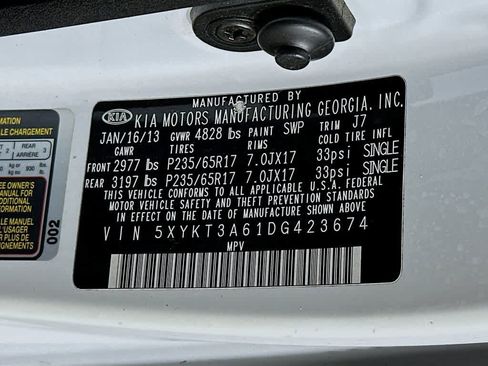 Used 2013 Kia Sorento LX w/ Convenience Pkg FWD image 22