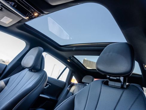 Used 2023 Mercedes-Benz EQE 350+ 350 Sedan w/ Exclusive Trim Package image 17