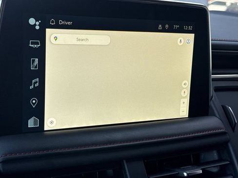 Used 2024 Chevrolet Suburban RST RWD image 22