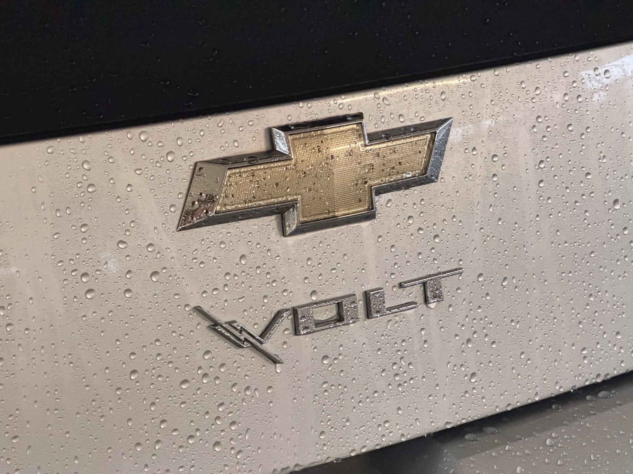 Used 2015 Chevrolet Volt FWD image 12