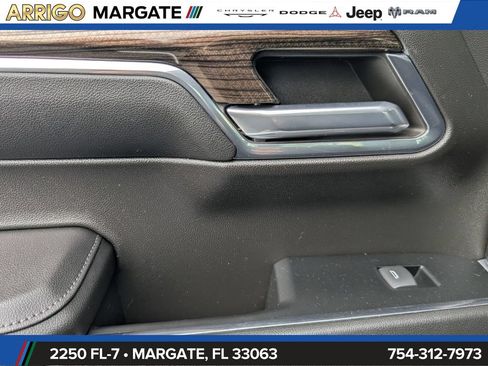 Used 2024 Chevrolet Silverado 1500 LT w/ Safety Package AWD/4WD image 28