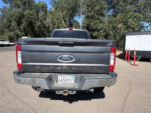 Used 2017 Ford F250 XLT w/ XLT Value Package AWD/4WD image 7
