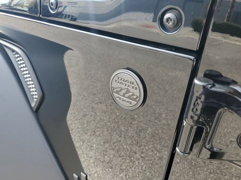 Used 2022 Jeep Wrangler Unlimited Sport S image 6