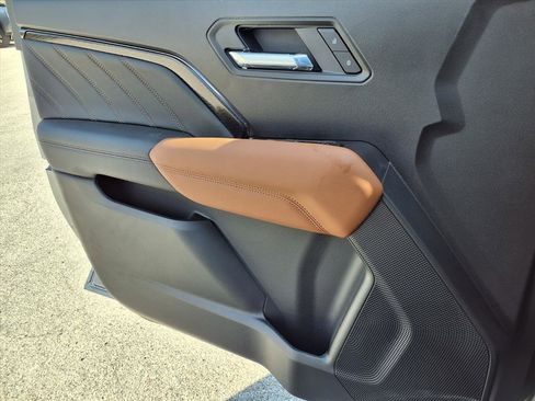 New 2026 GMC Canyon AT4 image 12