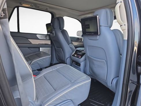 Used 2021 Lincoln Navigator L Black Label w/ Cargo Convenience Package AWD/4WD image 43