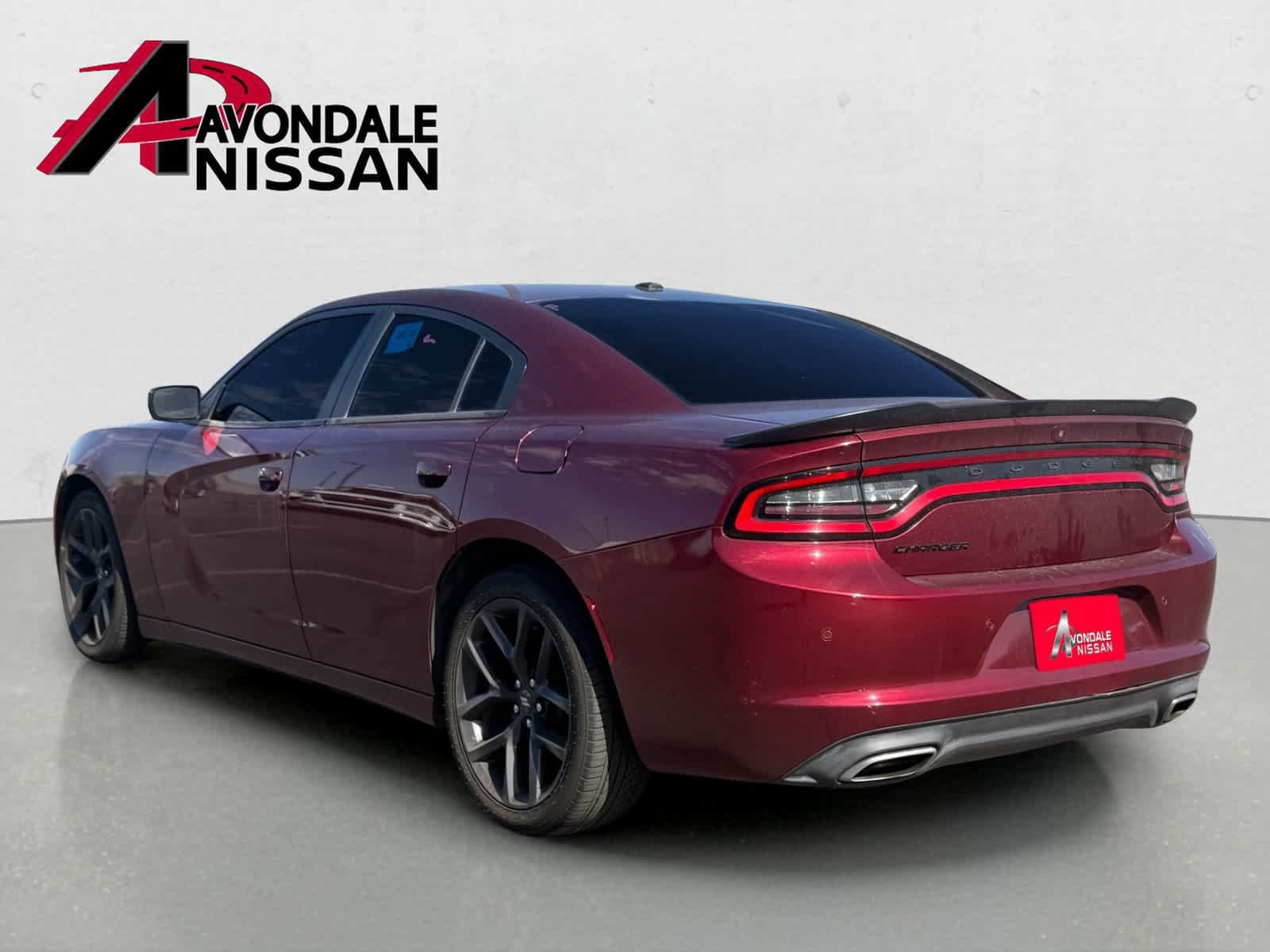 Used 2021 Dodge Charger SXT w/ Blacktop Package RWD image 3