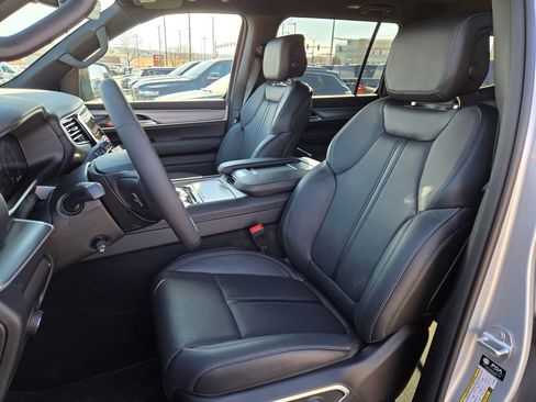 New 2026 Jeep Grand Wagoneer Limited AWD/4WD image 14