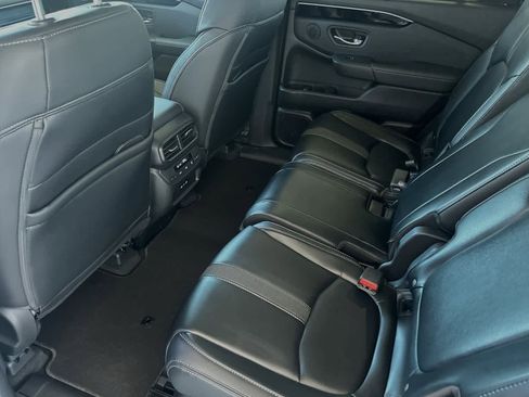 New 2025 Honda Pilot EX-L image 11