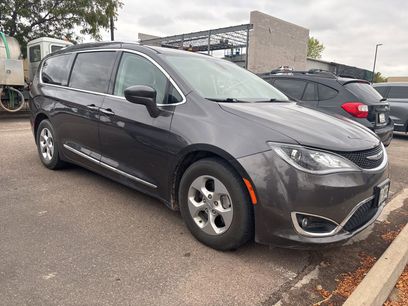 Used 2017 Chrysler Pacifica Touring-L Plus