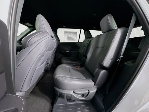 New 2026 Lexus TX 500h AWD image 26