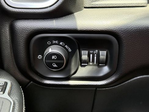 Used 2024 RAM 2500 Laramie w/ Safety Group AWD/4WD image 26