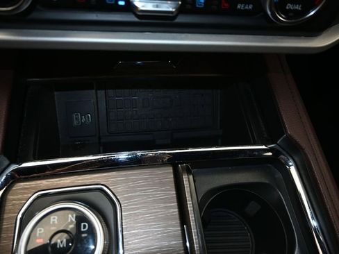 Used 2023 Ford Expedition Max Limited AWD/4WD image 23