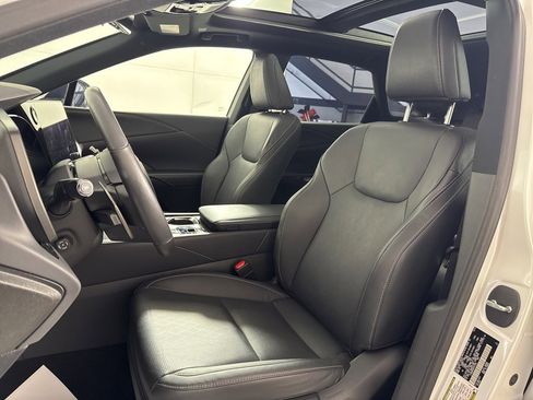 Used 2023 Lexus RX 350 350h Premium Plus image 25