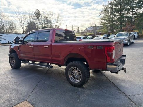 Used 2017 Ford F250 XLT w/ XLT Premium Package image 6