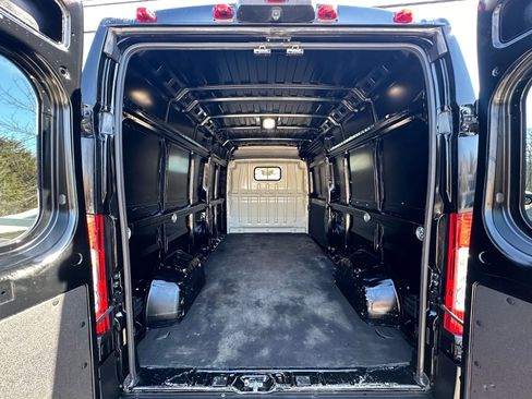 Used 2023 RAM ProMaster 2500 image 28