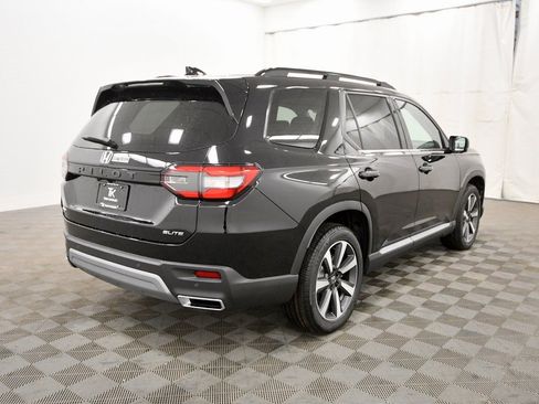 New 2025 Honda Pilot Elite image 7