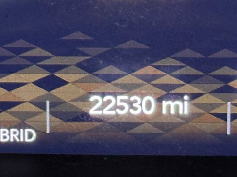 Used 2022 Jeep Wrangler Unlimited Sahara w/ Cold Weather Group image 16