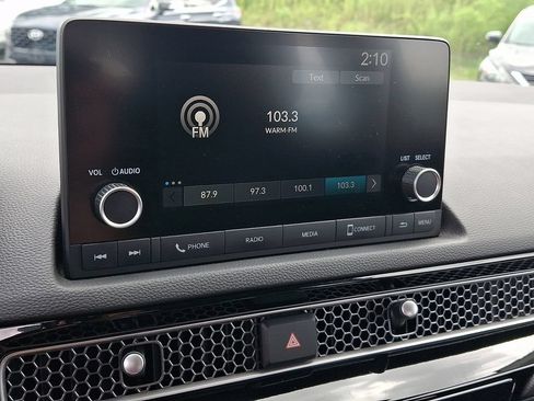 Used 2024 Honda Civic LX image 3