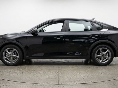 Used 2025 Kia K4 FWD image 5