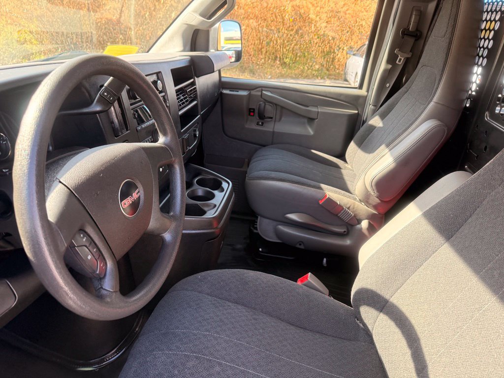 Used 2019 GMC Savana 2500 w/ Driver Convenience Package RWD image 19