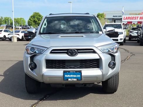 Used 2024 Toyota 4Runner TRD Off-Road Premium w/ Moonroof Package AWD/4WD image 3