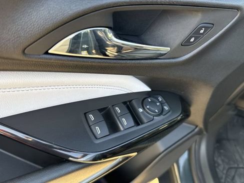 Certified 2025 Chevrolet Trax LT FWD image 24