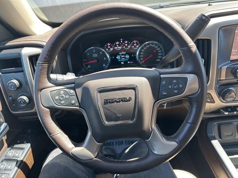Used 2018 GMC Sierra 1500 Denali AWD/4WD image 45