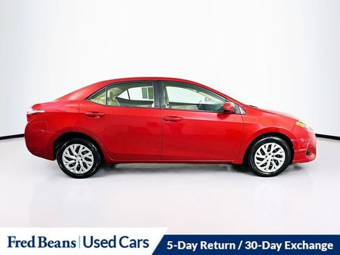 Used 2017 Toyota Corolla LE image 8