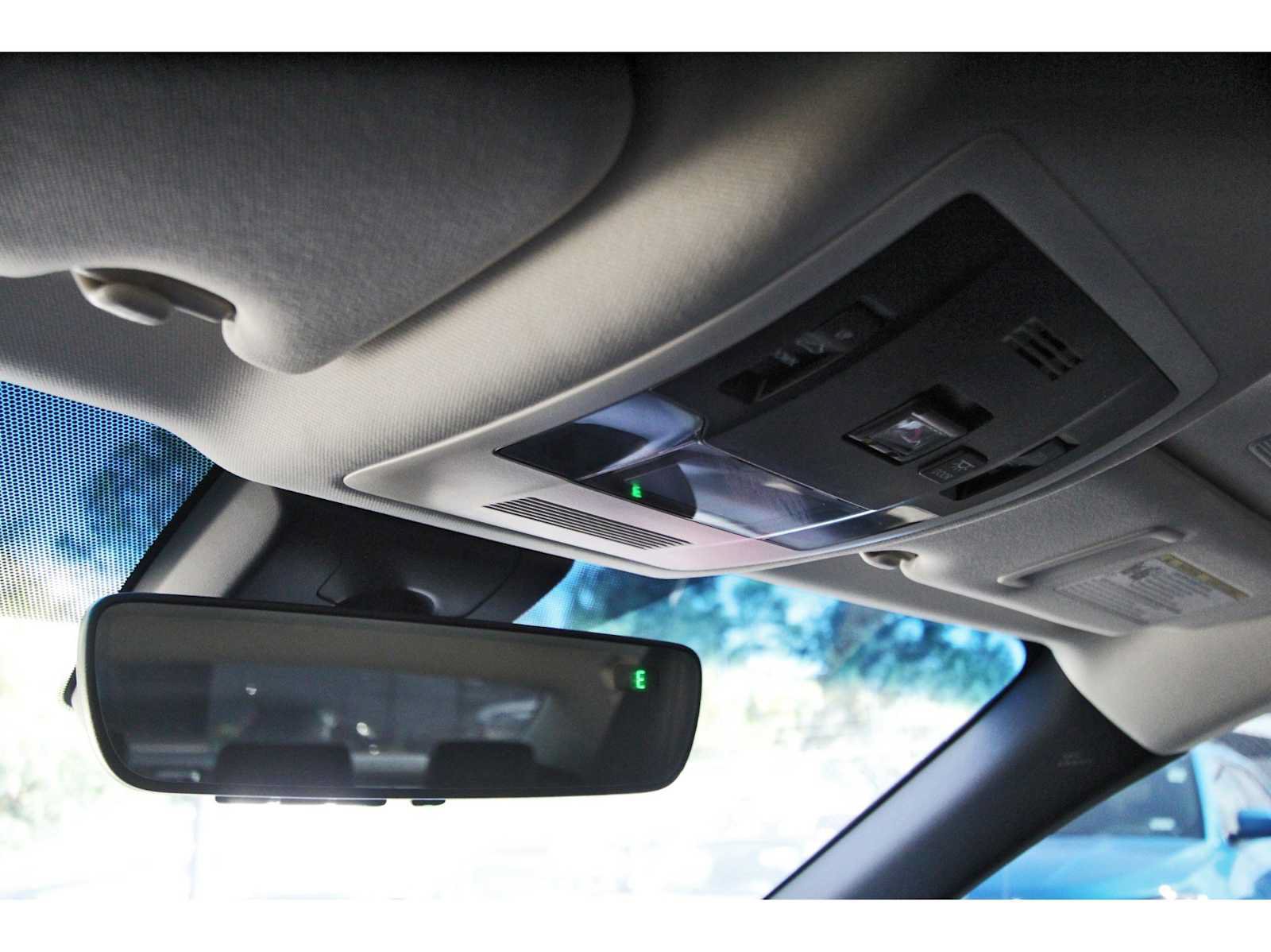 Used 2025 Lexus ES 350 w/ Accessory Package (Z1) FWD image 19