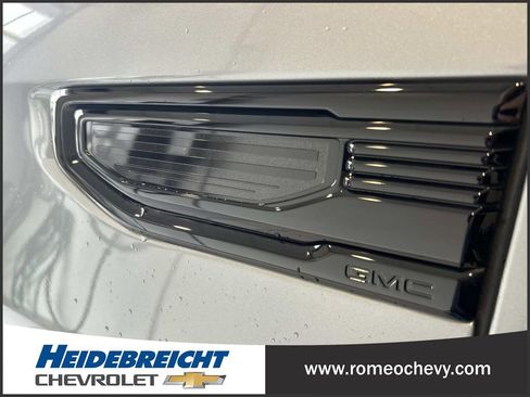 Used 2024 GMC Sierra 1500 Elevation AWD/4WD image 36