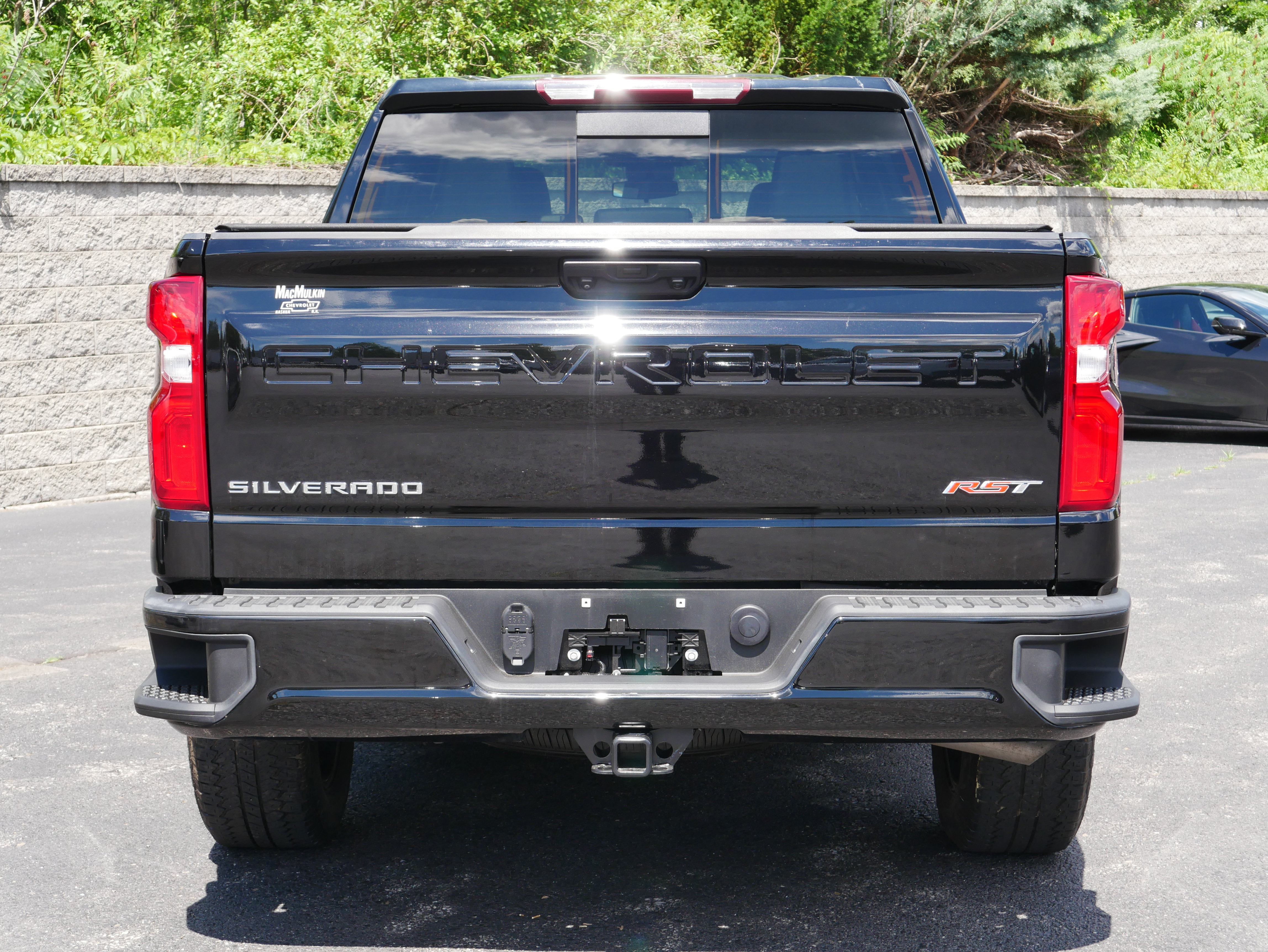 Certified 2022 Chevrolet Silverado 1500 RST w/ Convenience Package II AWD/4WD image 6