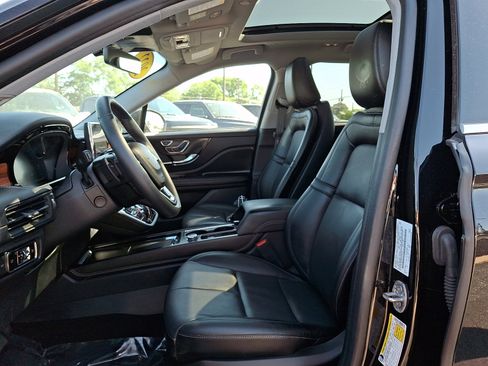 Certified 2022 Lincoln Corsair Reserve w/ Equipment Group 201A AWD/4WD image 14