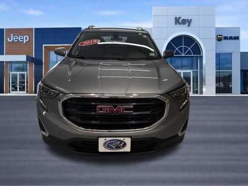 Used 2019 GMC Terrain SLE w/ Driver Convenience Package AWD/4WD image 13